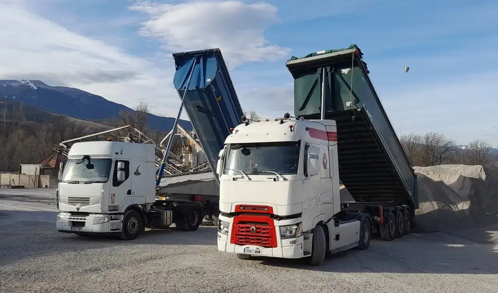 transport de mercaderia a granel camions basculants